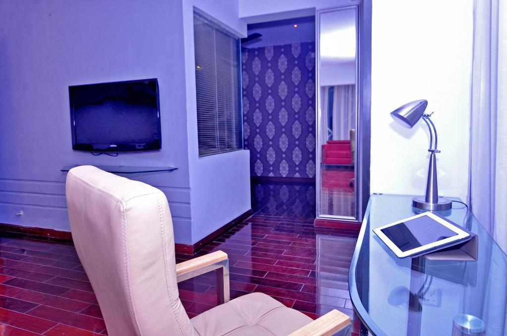 Contemporary Heights Hotel And Apartments Dacca Exterior foto